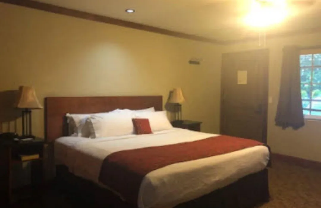 Avalon Lodge South Lake Tahoe-1